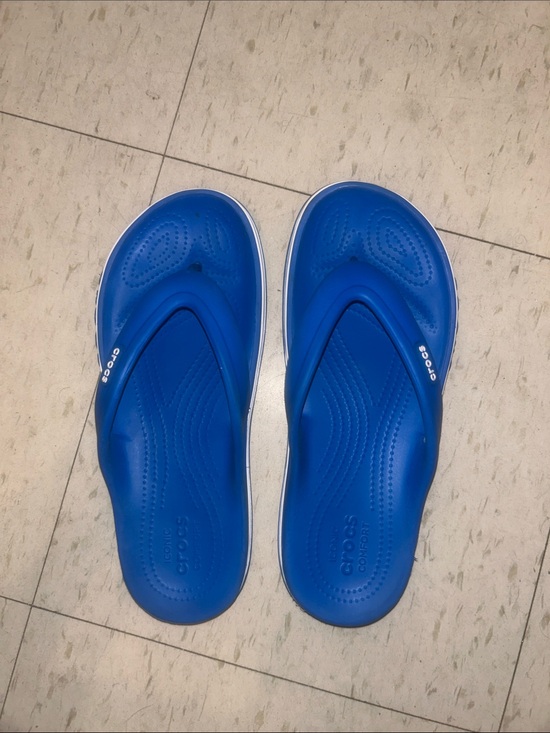 CROCS Shoes - Unisex CROCS Royal Blue Cushioned Flip Flops